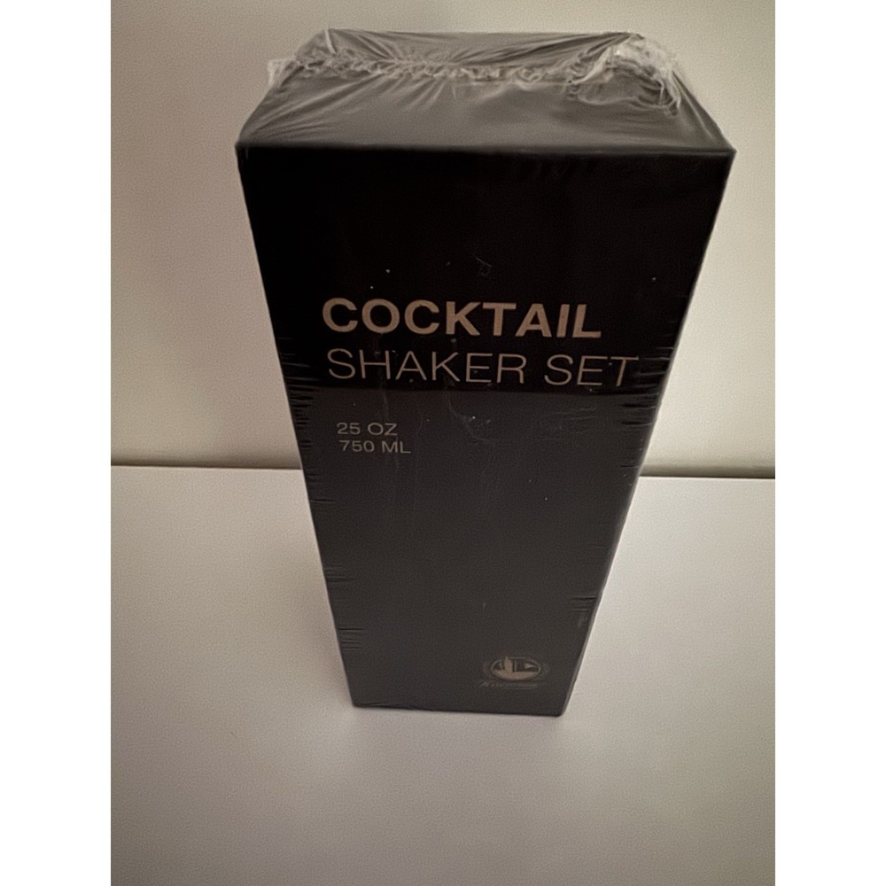 NEW IN BOX 6Piece KITESSENSU Cocktail Shaker Set 25oz/750ml